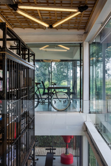 16-A Line between Time by Cun-Design