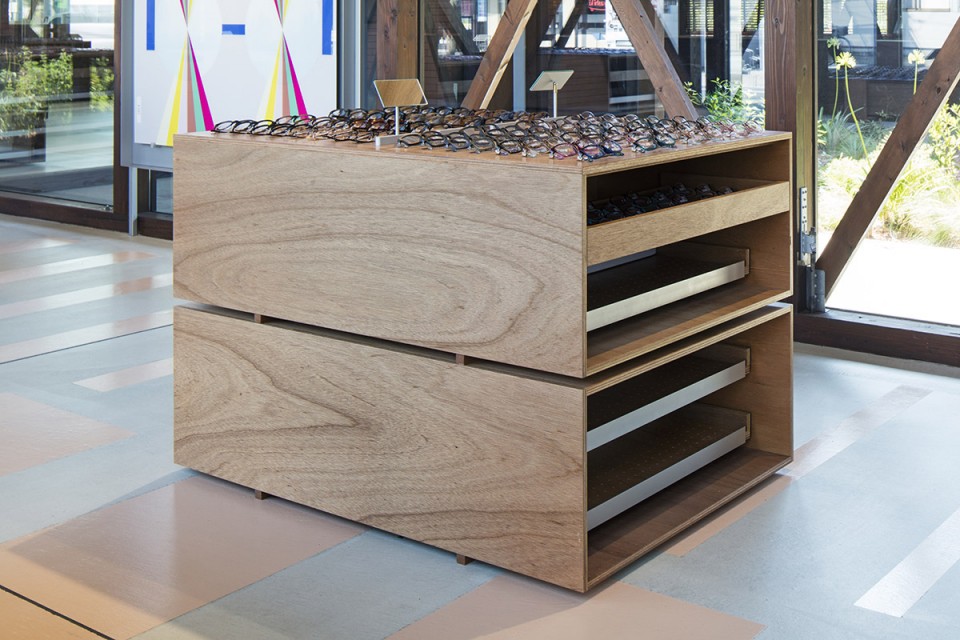 16-JINS Ageo Shop Renovation by Schemata Architects