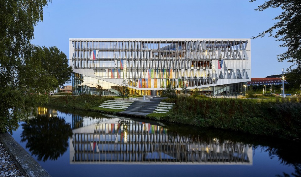 2-SDU University of Southern Denmark by Henning Larsen Architects
