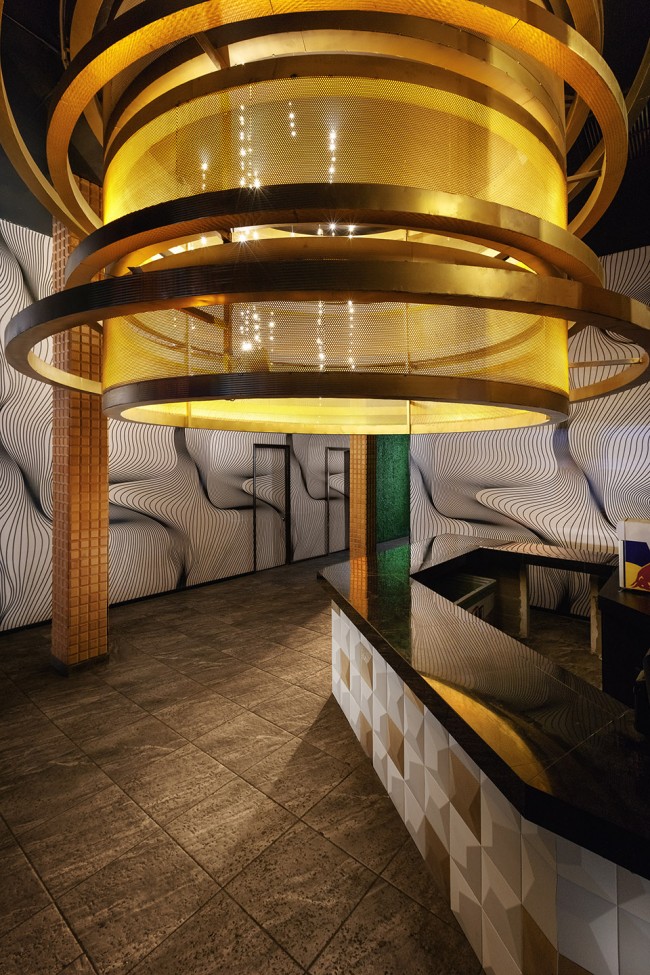 6-LIGHT night club by TAMEN arq
