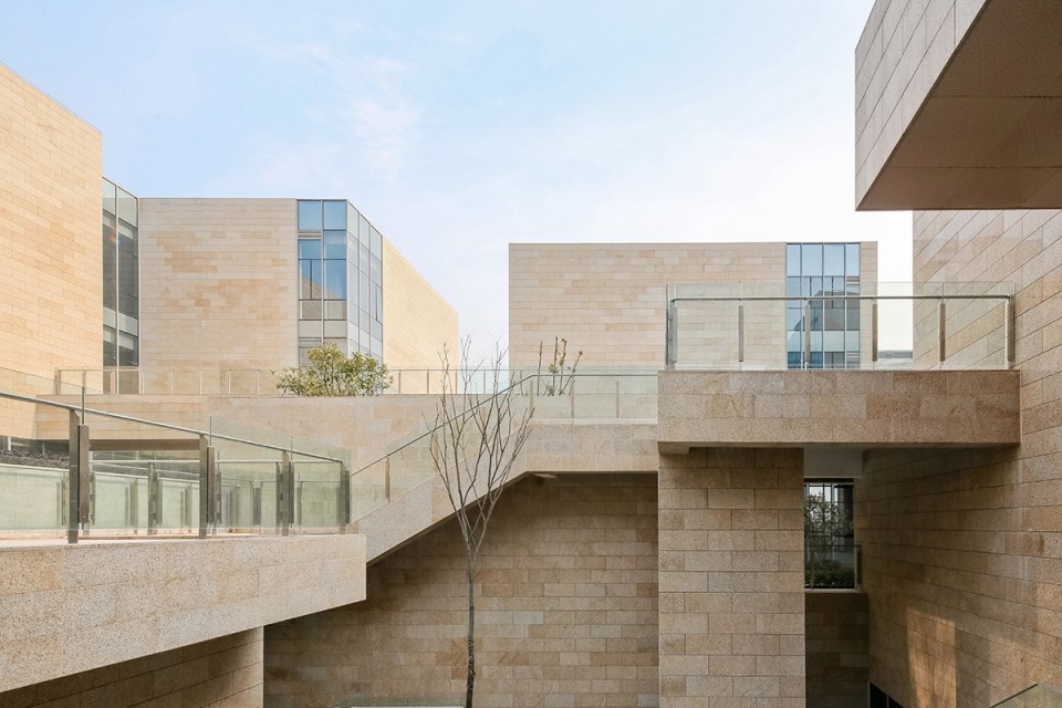 7-An Exuberant and Syncretic Space by Do Architects Shanghai
