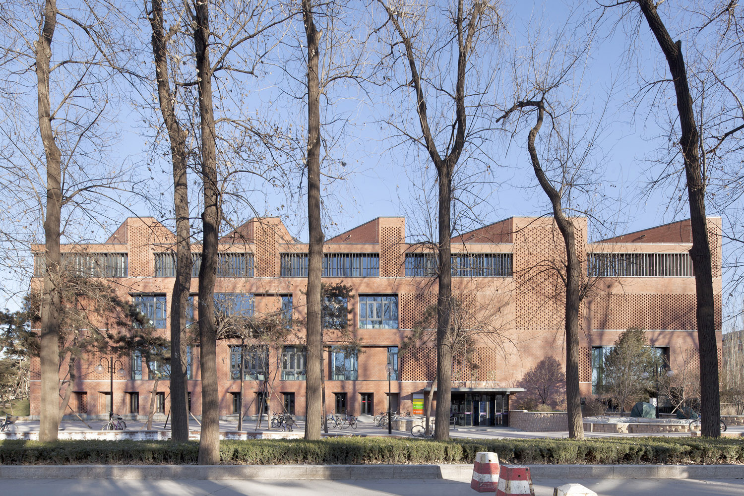 Central Canteen of Tsinghua University by SUP Atelier 谷德设计网