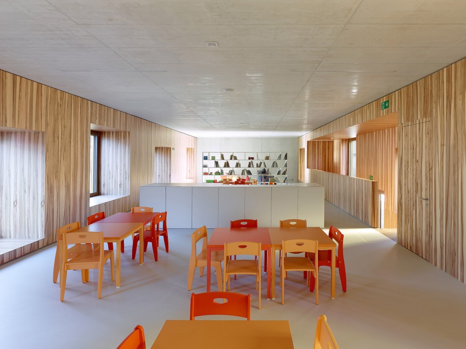 8-Pre&post-School by Savioz Fabrizzi Architectes