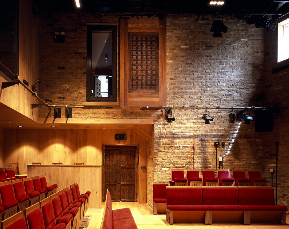 Tara Theatre, London, UK by Aedas Arts Team_05(Photo credit-Hélène Binet...