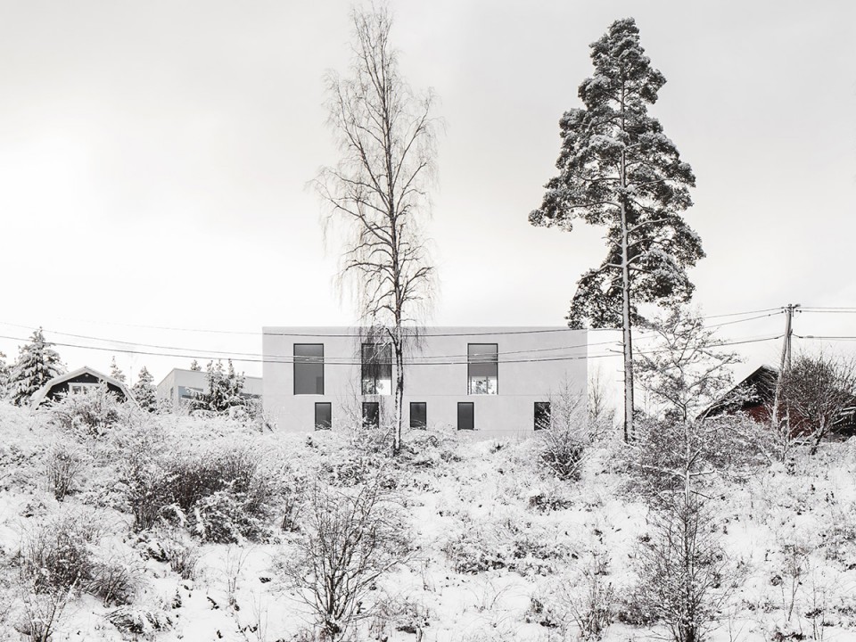 002-Villa Mortnas by Fourfoursixsix Architects