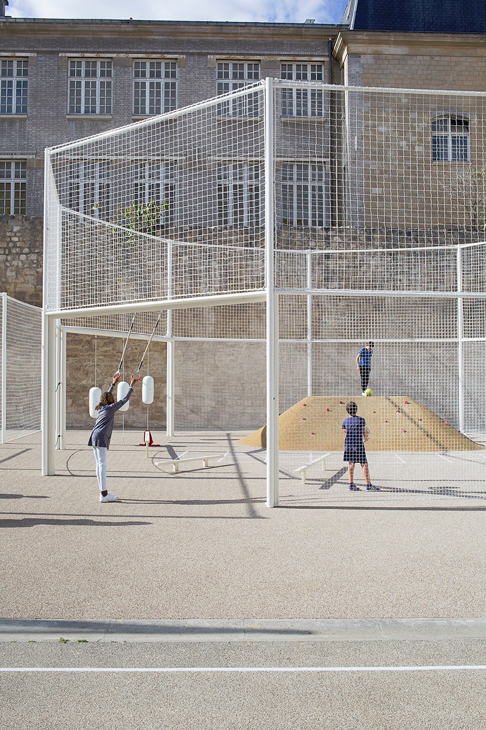 005-The Physical Education Ground, Paris by NP2F architectes