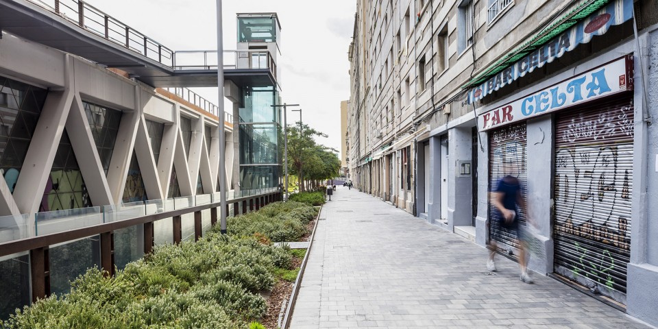 006-Raised gardens of Sants in Barcelona by Sergi Godia + Ana Molino architects