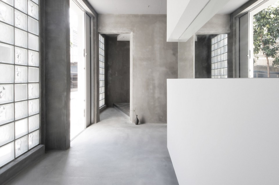 009-Glass-Art-Gallery-Residence-by-JAM-10-960x637