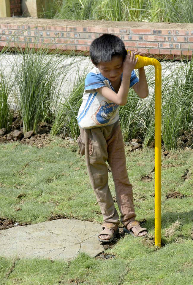 010-THE DESIGN OF CHILDREN’S PLAYGROUND IN THE THEME OF ENVIRONMENTAL EDUCATION