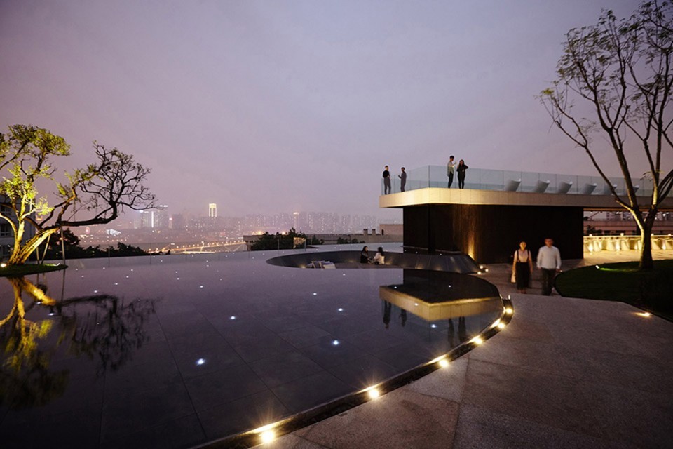 011-Sky-Mirror-Landscape-of-Chongqing-Eling-Residences-by-Change-Studio-960x640