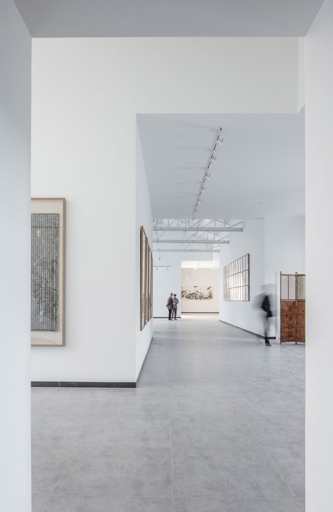 014-Hall within cloud - Art studio of Xu Hongquan, Beijing by officePROJECT