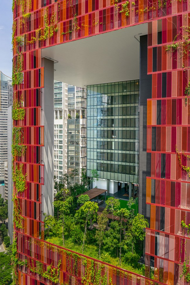015-OASIA HOTEL DOWNTOWN, SINGAPORE by WOHA
