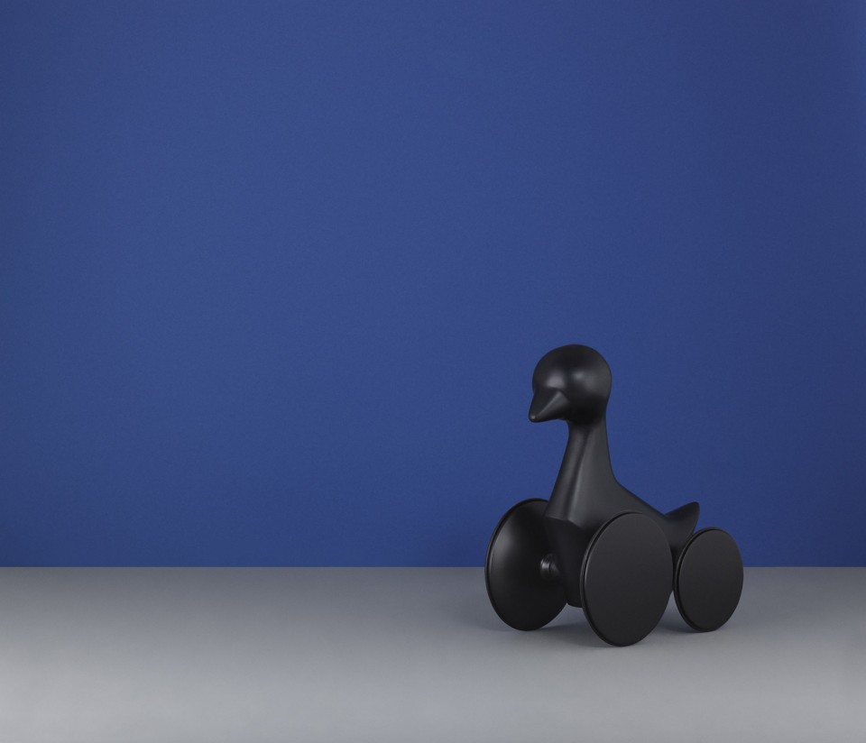 100149_Ducky_Figure_Black_4