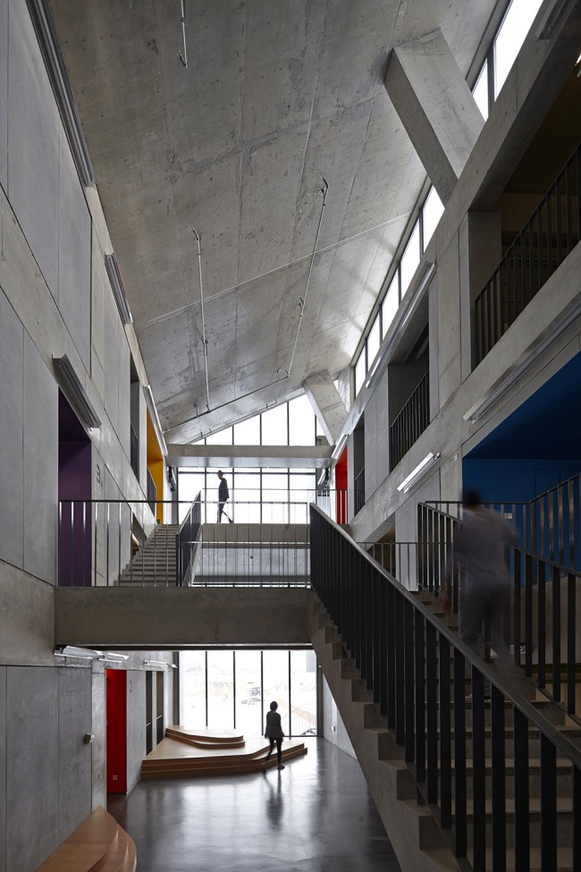 11-Public atrium space_New Youth Commune_Wang Shuo