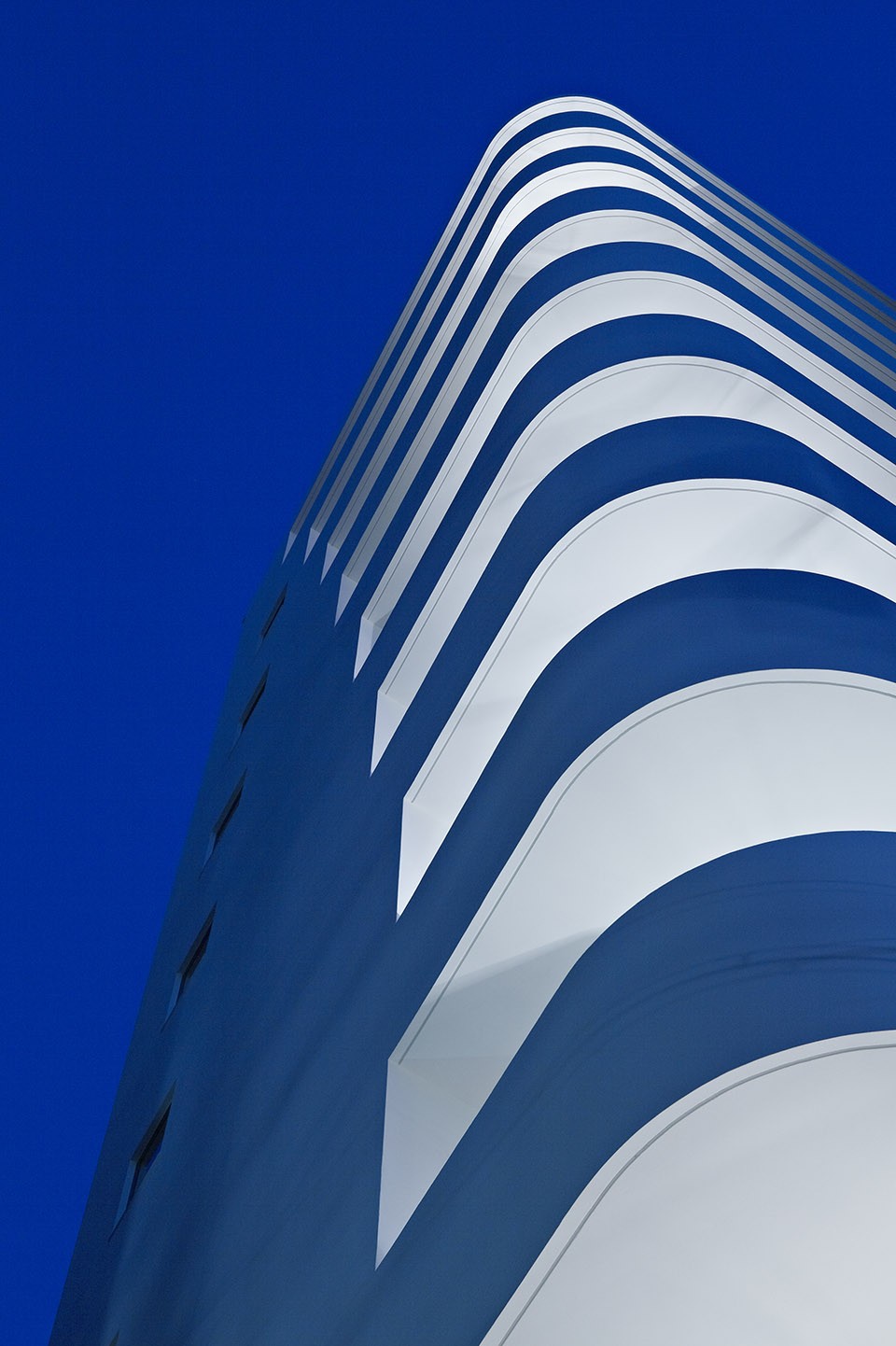 11-Step tower by EASTERN design office