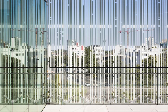 13-Headquarters for the French Bank in Nantes by AIA Associes
