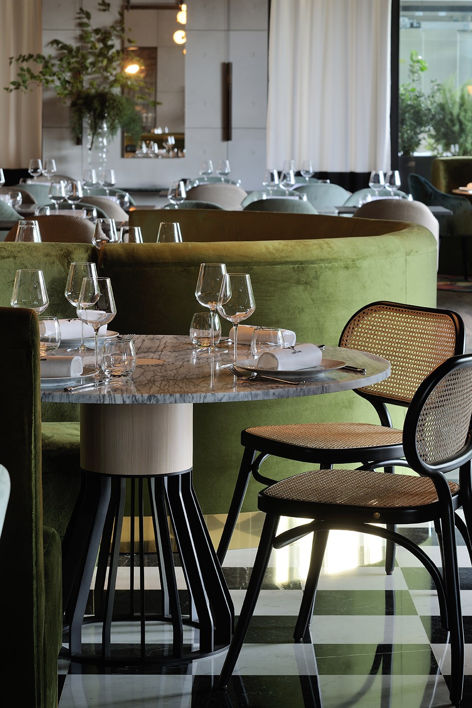 13-La Foret Noire by Claude Cartier Decoration Studio