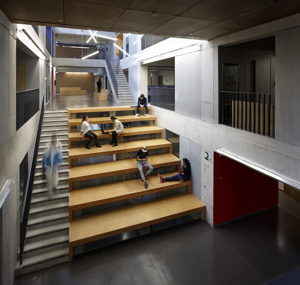 14-The step seats near the entrance_New Youth Commune_Wang Shuo