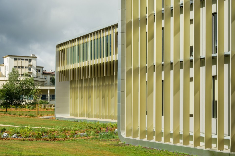 15-Administrative Center of the CHU of Poitiers by Brenac + Gonzalez et associes