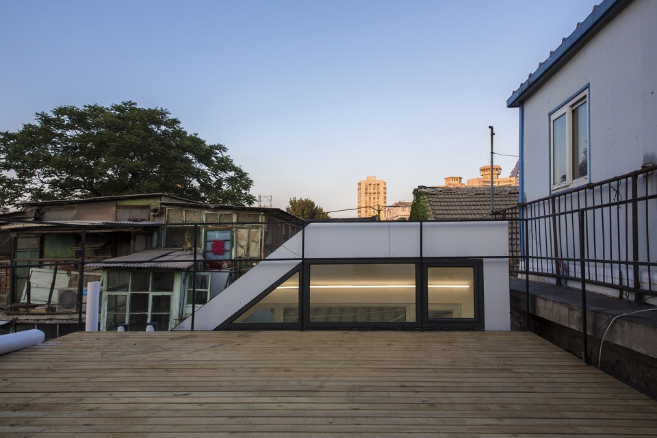 15-Mrs. Fan’s Plugin House by PAO