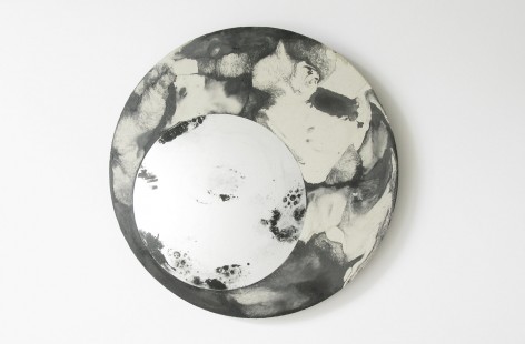 18-LIQUID wall mirrors by Taeg Nishimoto