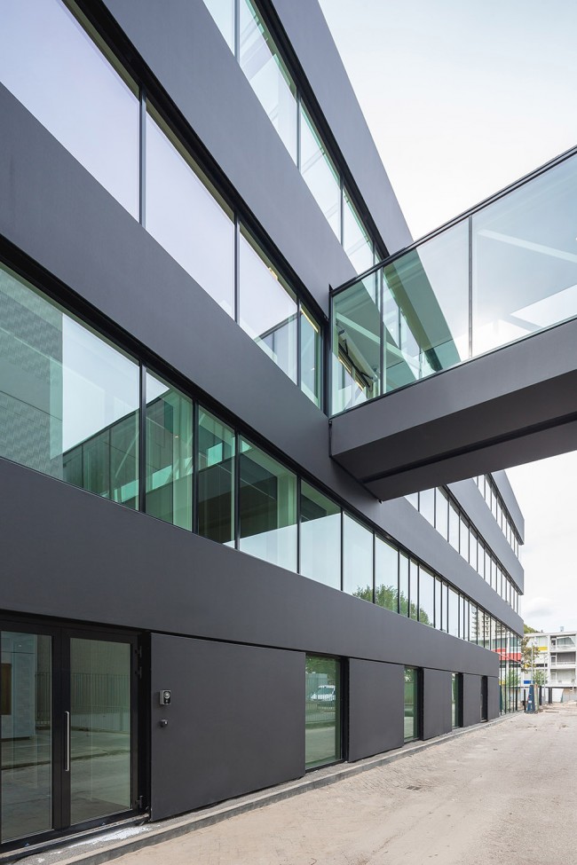 19-Temporary Courthouse Amsterdam by Cepezed Architects