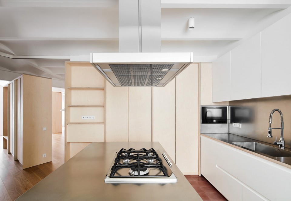 2-kitchen-H_bg_Mitre_12