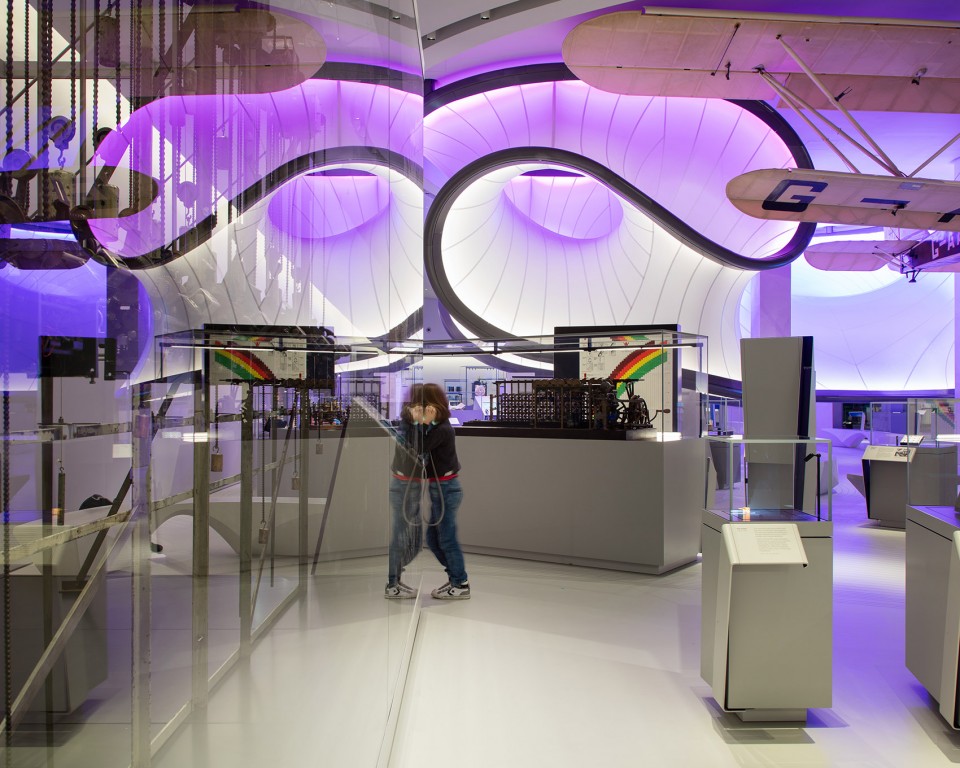 21-Mathematics The Winton Gallery by Zaha Hadid Architects