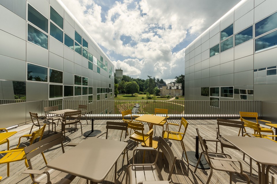 22-Administrative Center of the CHU of Poitiers by Brenac + Gonzalez et associes