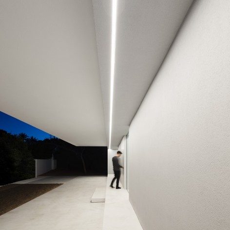 25-House Between the Pine Forest, Paterna by Fran Silvestre Arquitectos