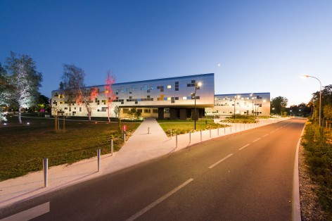 3-Administrative Center of the CHU of Poitiers by Brenac + Gonzalez et associes