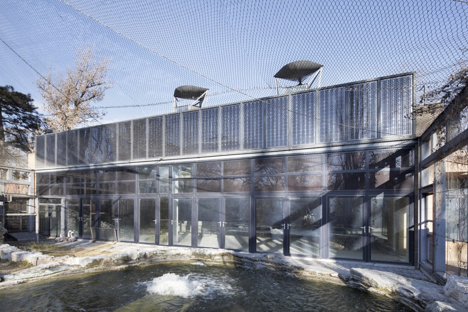 3-interior2-Waterfowl Pavilion-Sup