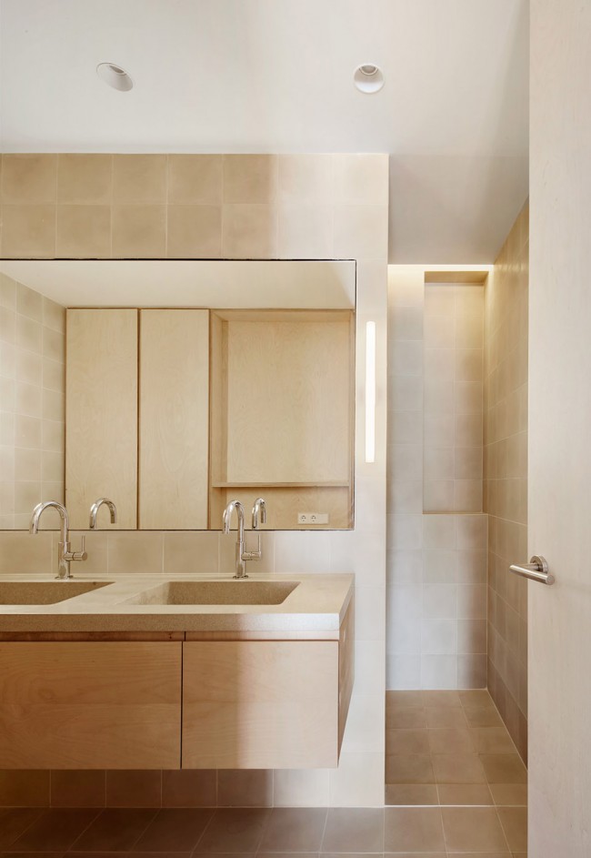 3-washroom-H_bg_Mitre_18