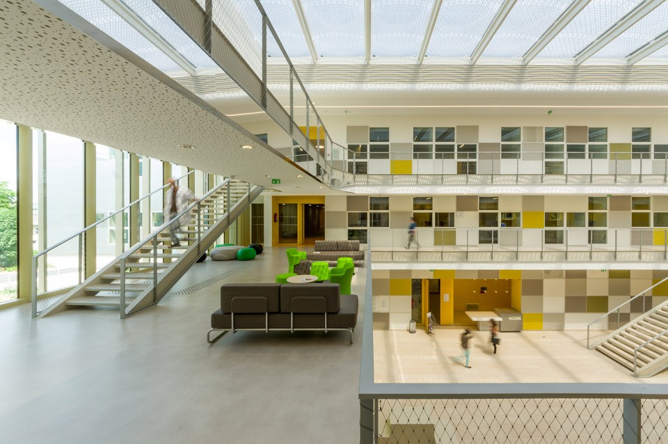32-Administrative Center of the CHU of Poitiers by Brenac + Gonzalez et associes