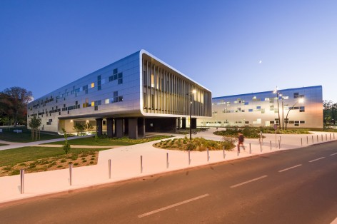4-Administrative Center of the CHU of Poitiers by Brenac + Gonzalez et associes