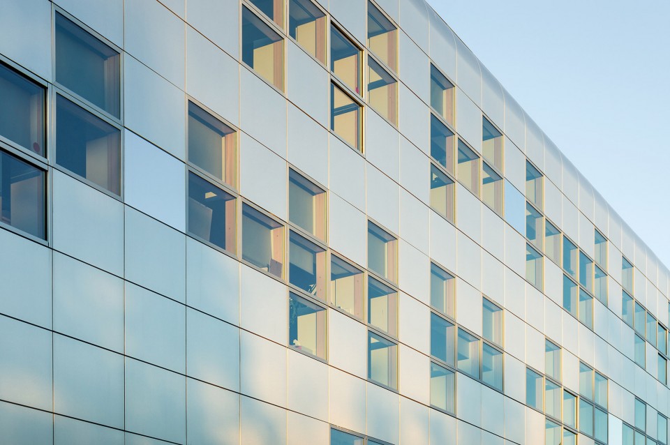 44-Administrative Center of the CHU of Poitiers by Brenac + Gonzalez et associes