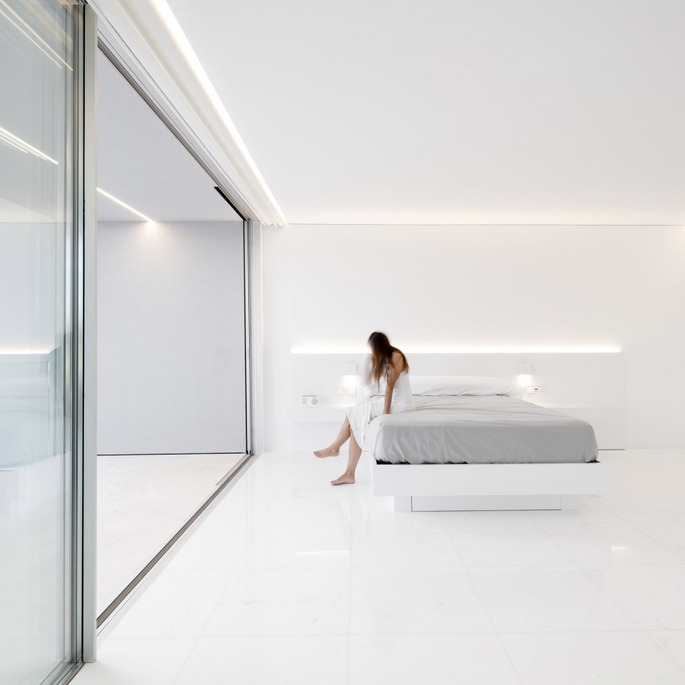 46-House Between the Pine Forest, Paterna by Fran Silvestre Arquitectos