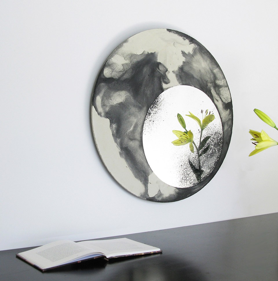 5-LIQUID wall mirrors by Taeg Nishimoto