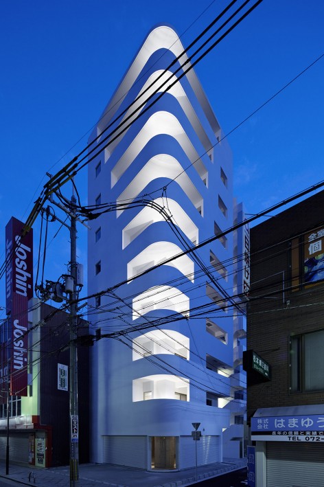 5-Step tower by EASTERN design office