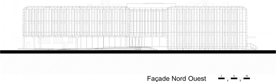 (Construction de... )