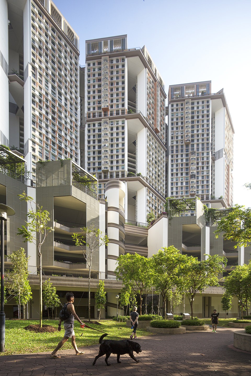 天空之城–从地面到顶层自由穿梭的舒适型高密度公寓新加坡woha