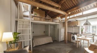 9-House-renovation-in-Xirongxian-Hutong-Beijing-by-OEU-ChaO-960x523