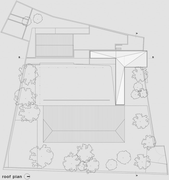 9-School Canopy in Santarem by extrastudio