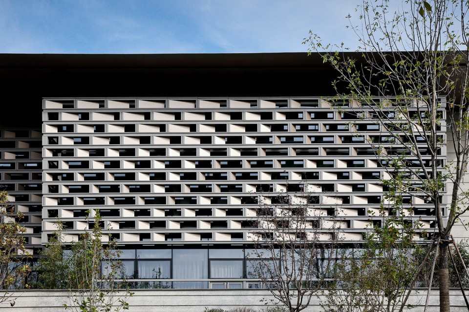 002-Tianjin Luneng Taishan College by Lacime Architectural Design