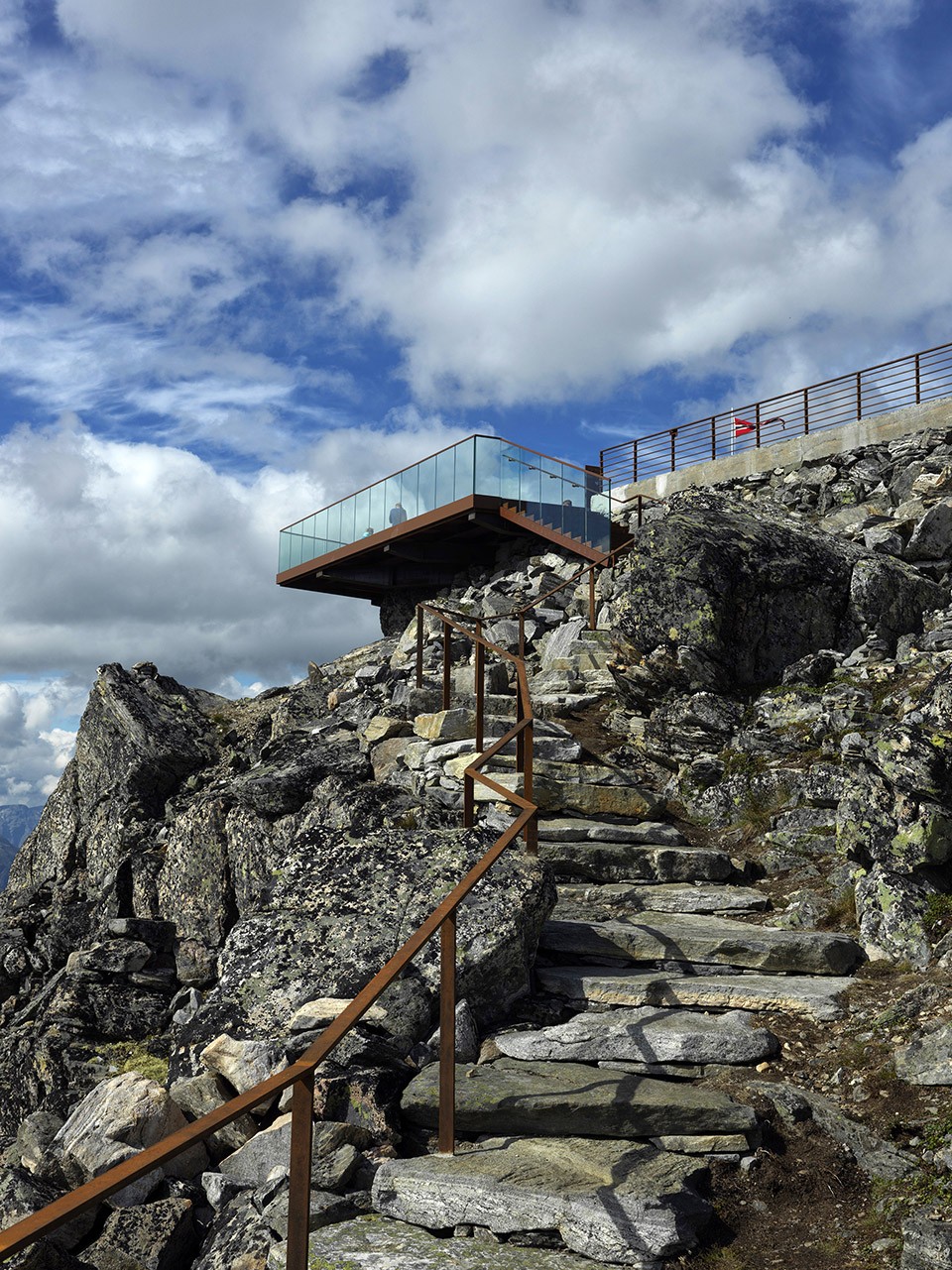 003-Dalsnibba Skywalk by Østengen & Bergo Landscape Architects