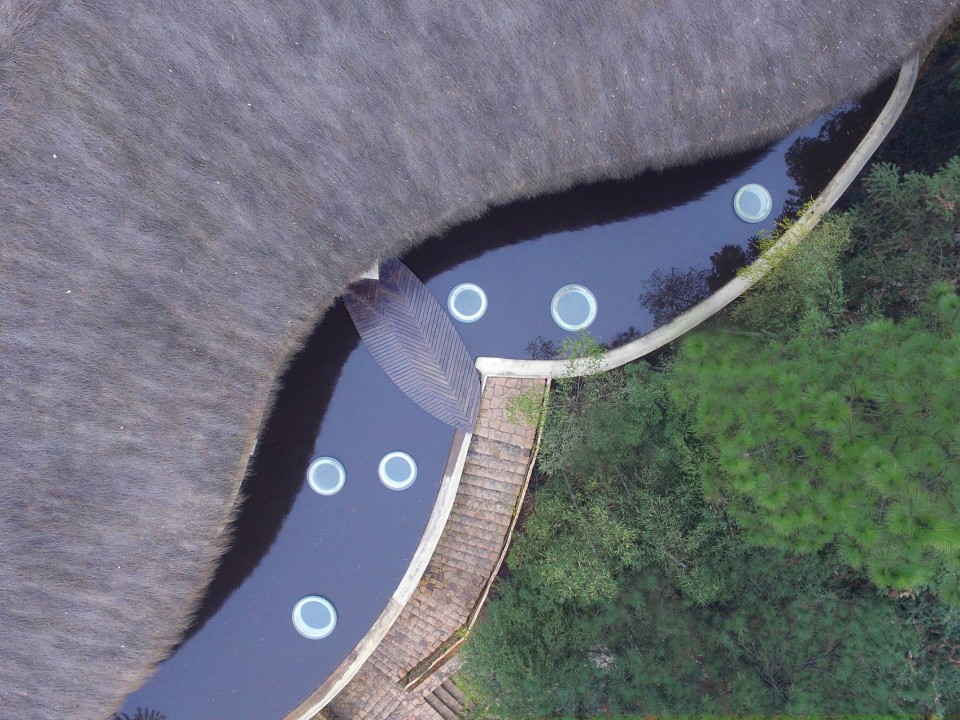 003-Naked Stables, Naked Leaf Spa, Moganshan, China by Xiaohui Design Studio