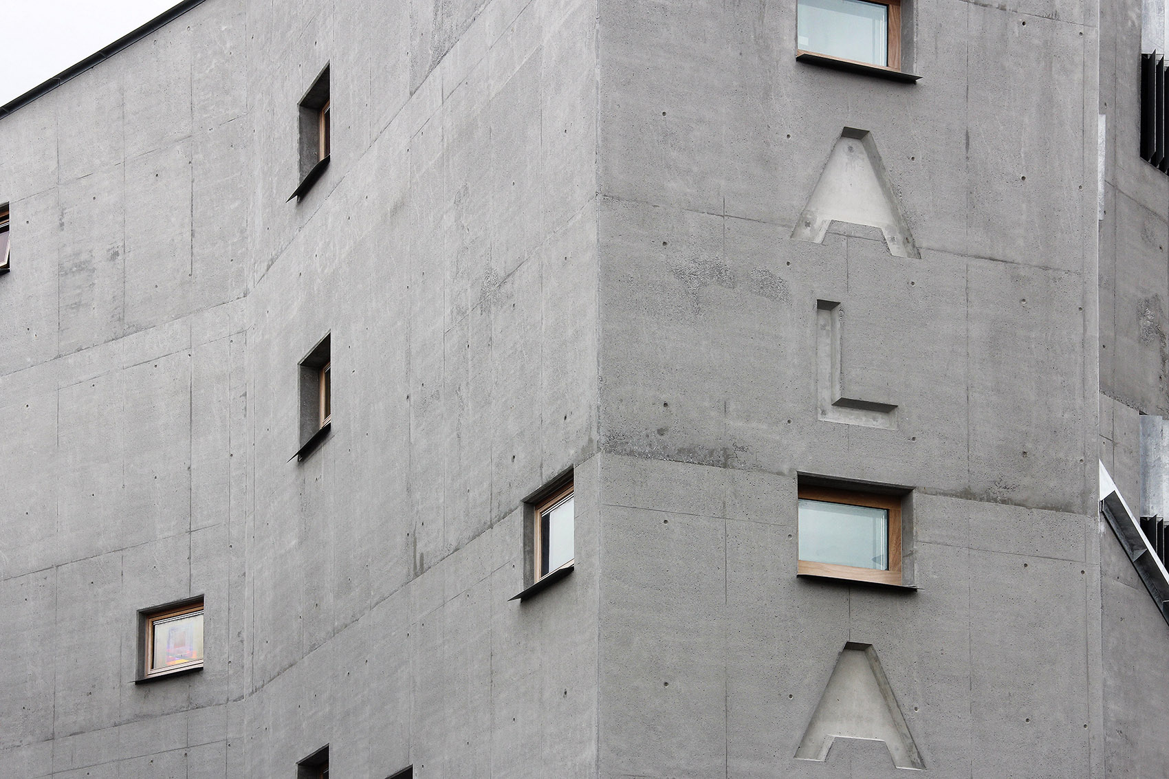 Galway Picture Palace by T de Paor 谷德设计网