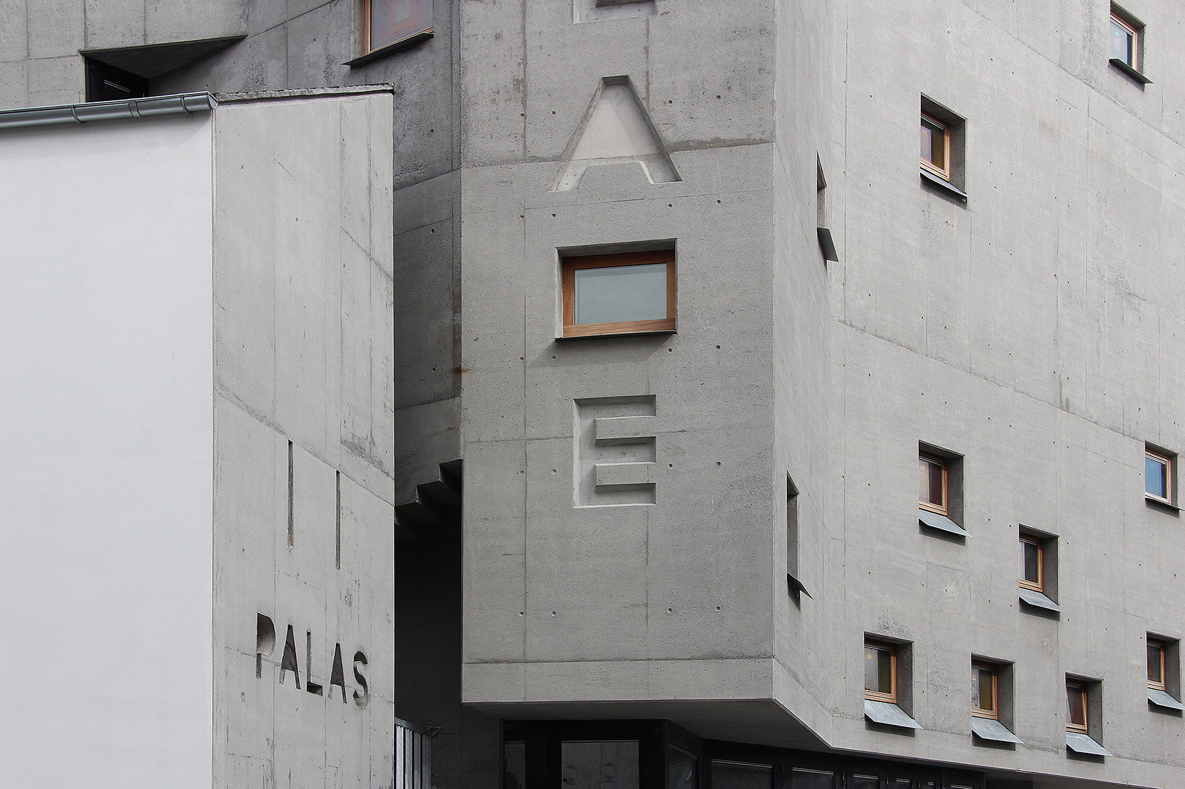 Galway Picture Palace by T de Paor 谷德设计网