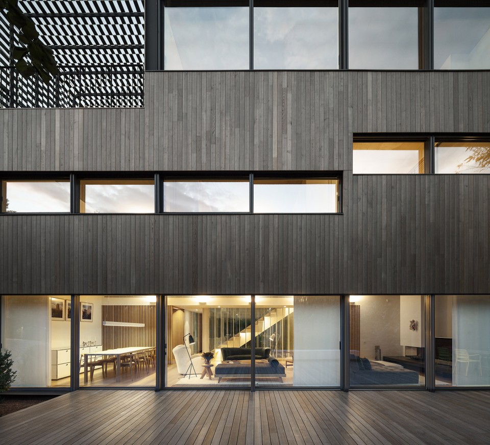 007-TR House in Barcelona by PMMT ARCHITECTS