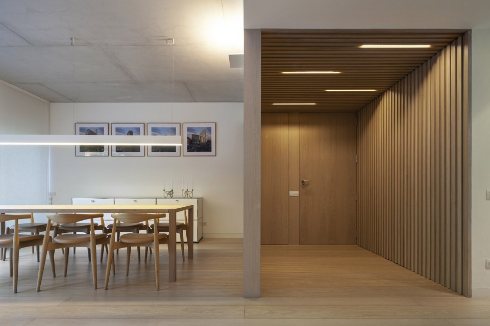 009-TR House in Barcelona by PMMT ARCHITECTS